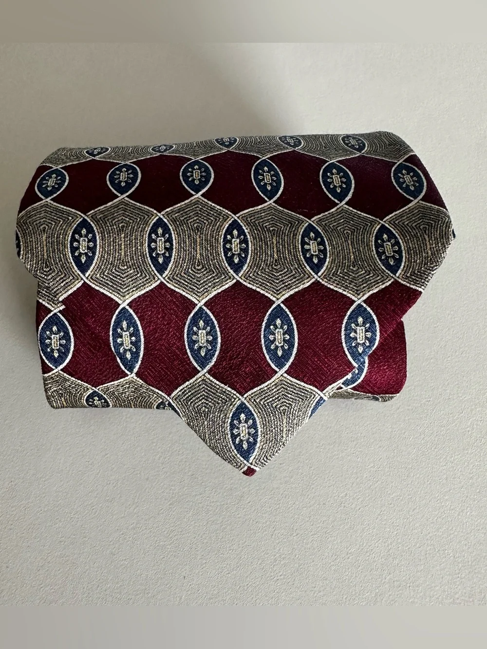 Vintage Oscar de la Renta 100% Silk Geometric Print Necktie Burgundy, Navy